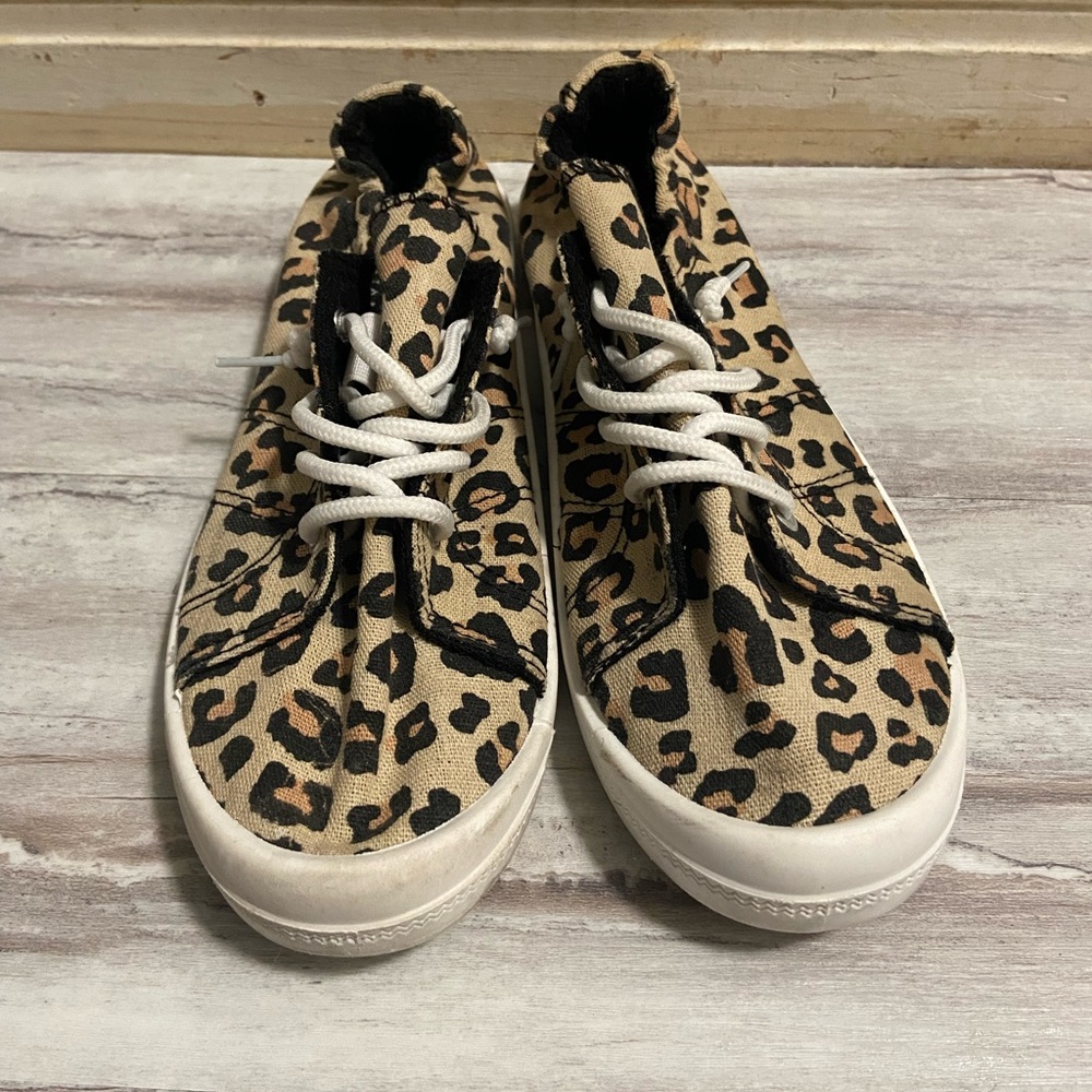 Canvas Causal size Large slip on shoes